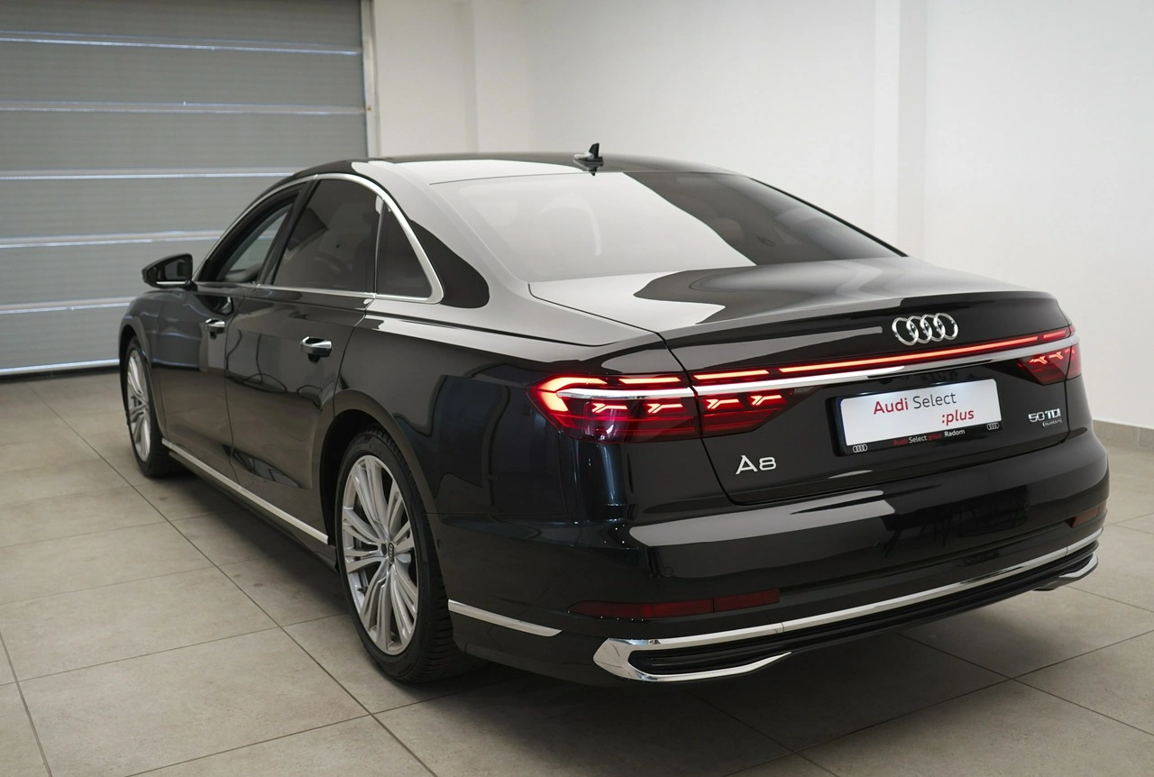 Audi A8 - Zdjęcie 3