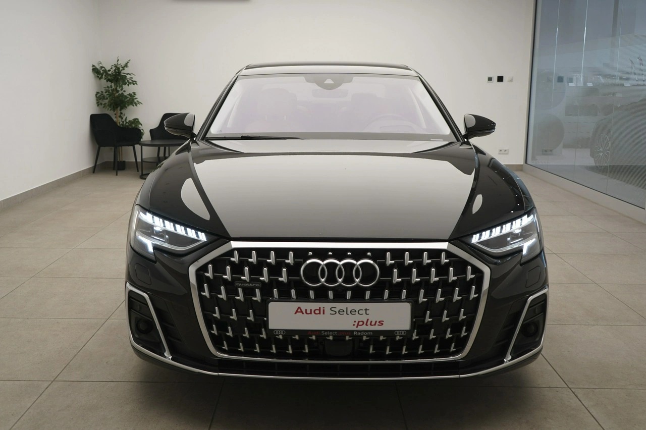 Audi A8 - Zdjęcie 4