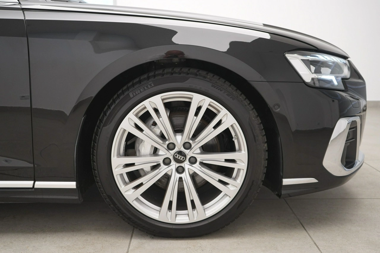 Audi A8 - Zdjęcie 7