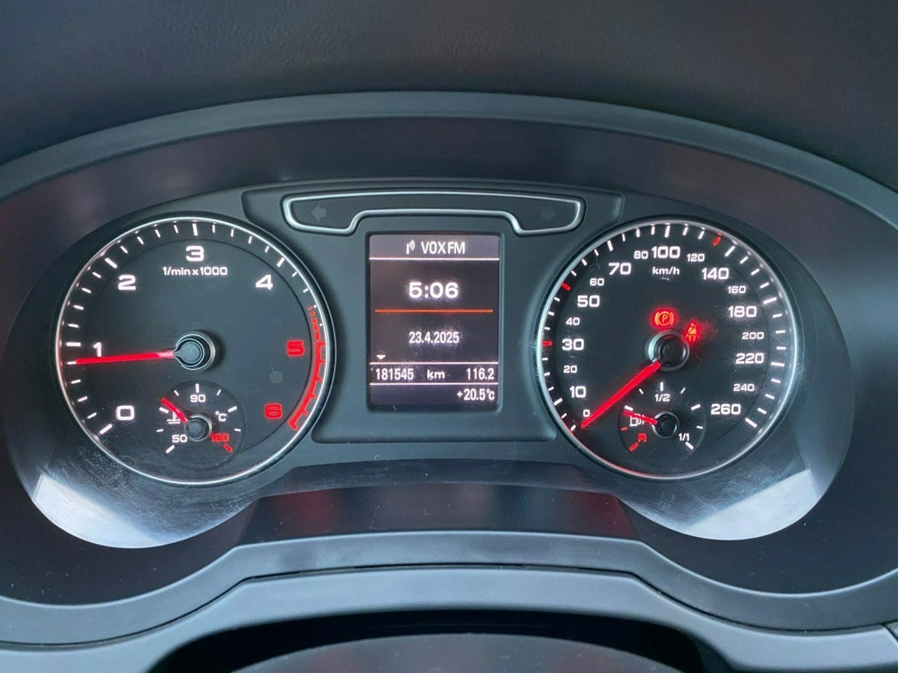 Audi Q3 - Zdjęcie 13