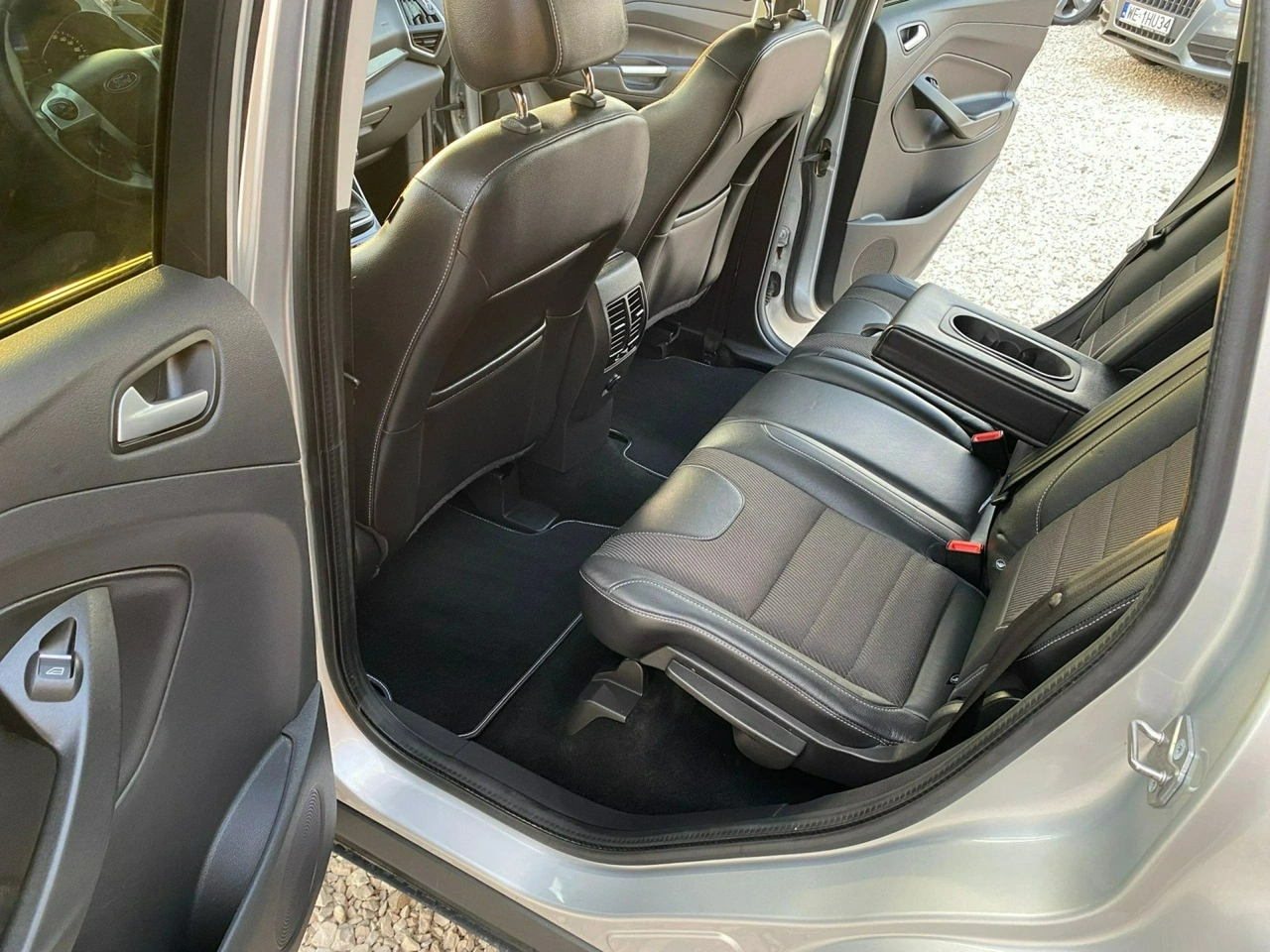 Ford Kuga - Zdjęcie 11