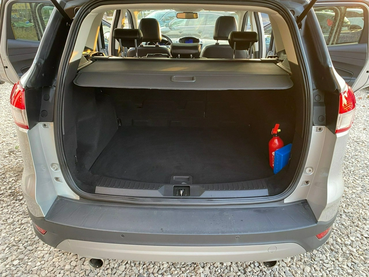 Ford Kuga - Zdjęcie 12