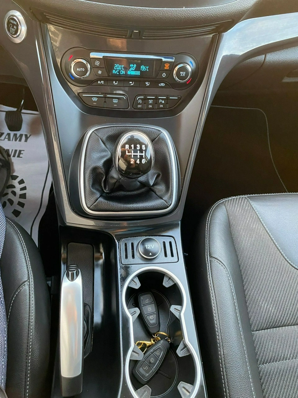 Ford Kuga - Zdjęcie 16