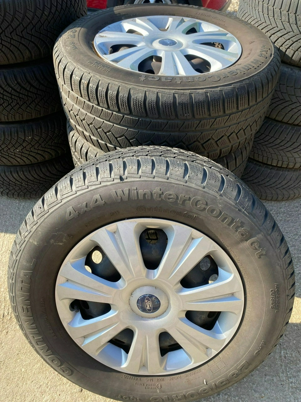 Ford Kuga - Zdjęcie 25