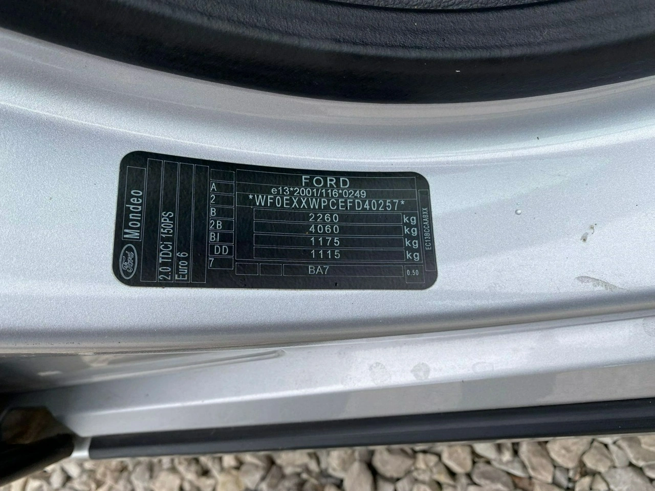 Ford Mondeo - Zdjęcie 25