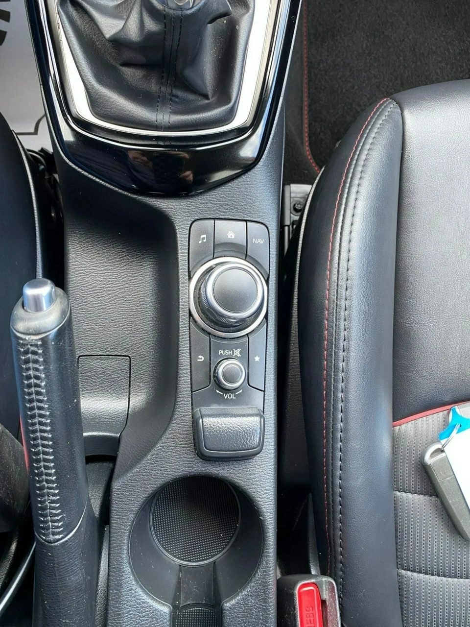 Mazda CX-3 - Zdjęcie 20