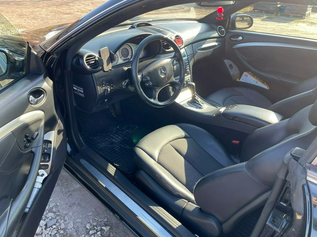 Mercedes CLK 200 - Zdjęcie 8