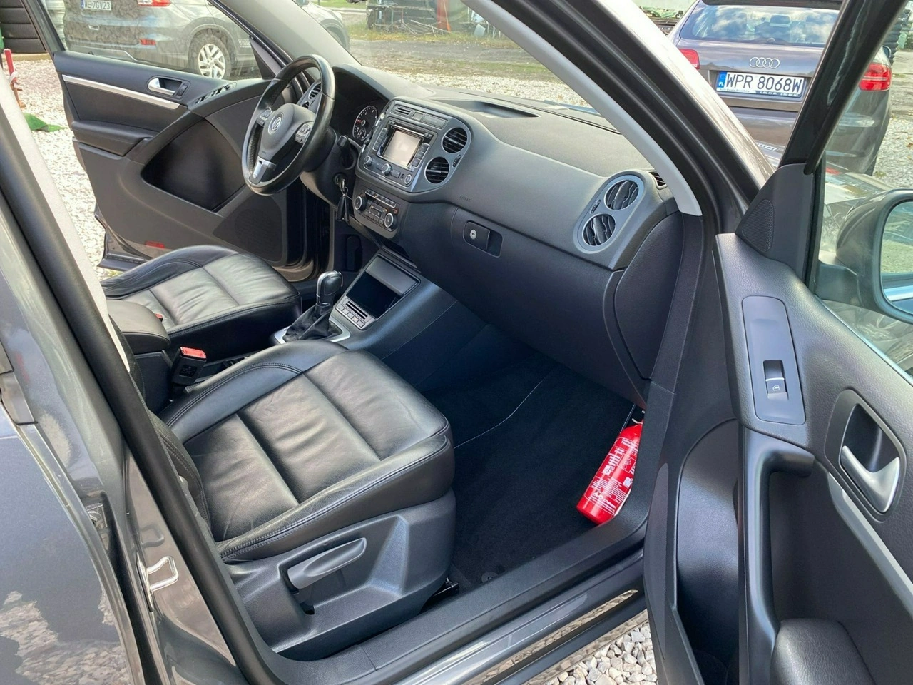 Volkswagen Tiguan - Zdjęcie 11