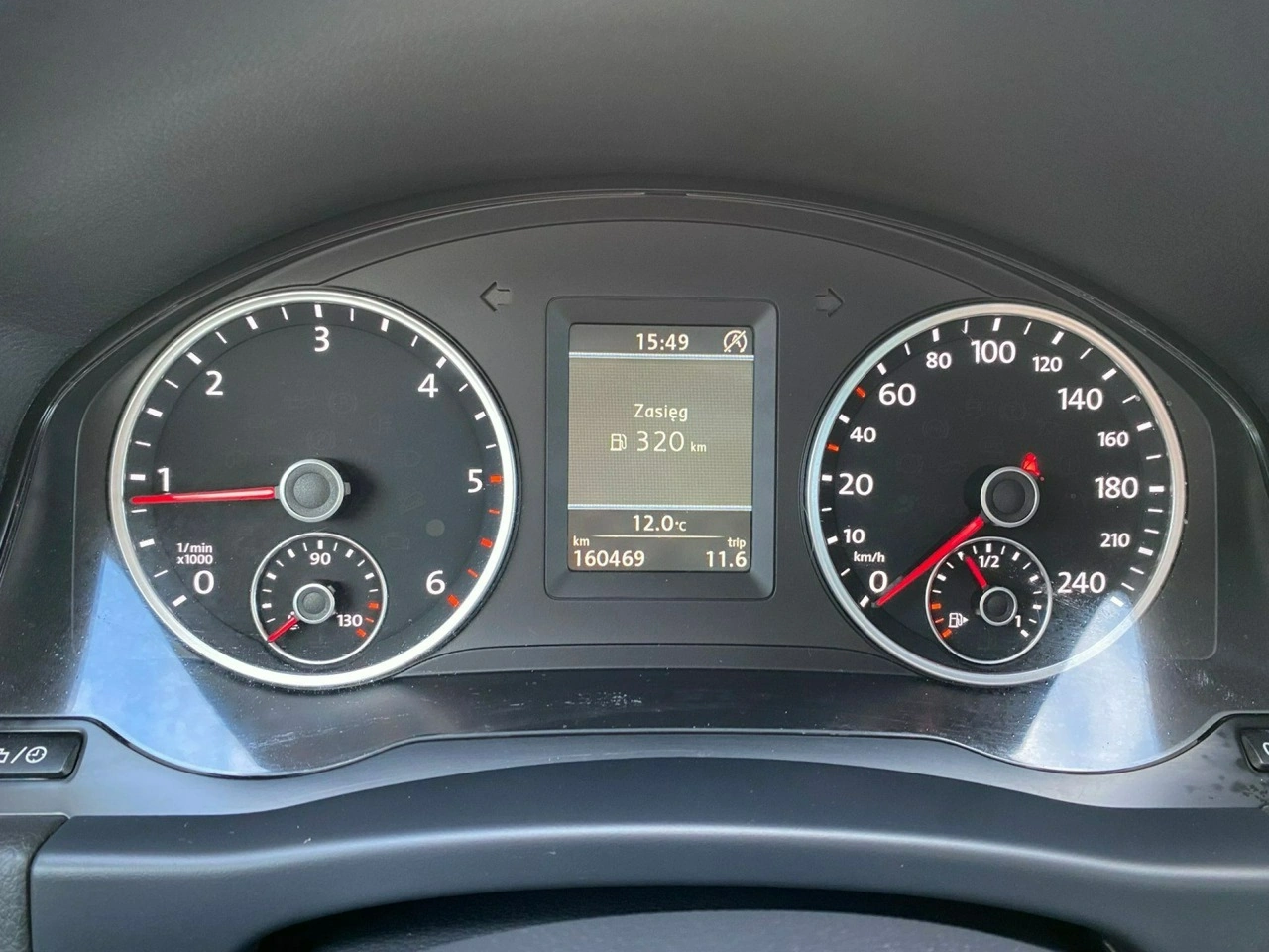 Volkswagen Tiguan - Zdjęcie 18