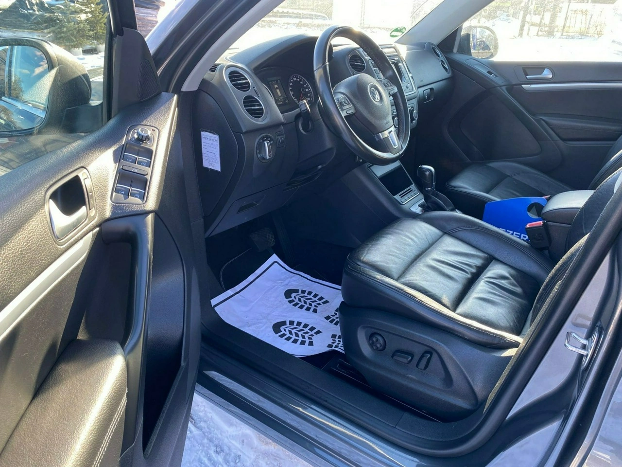 Volkswagen Tiguan - Zdjęcie 30