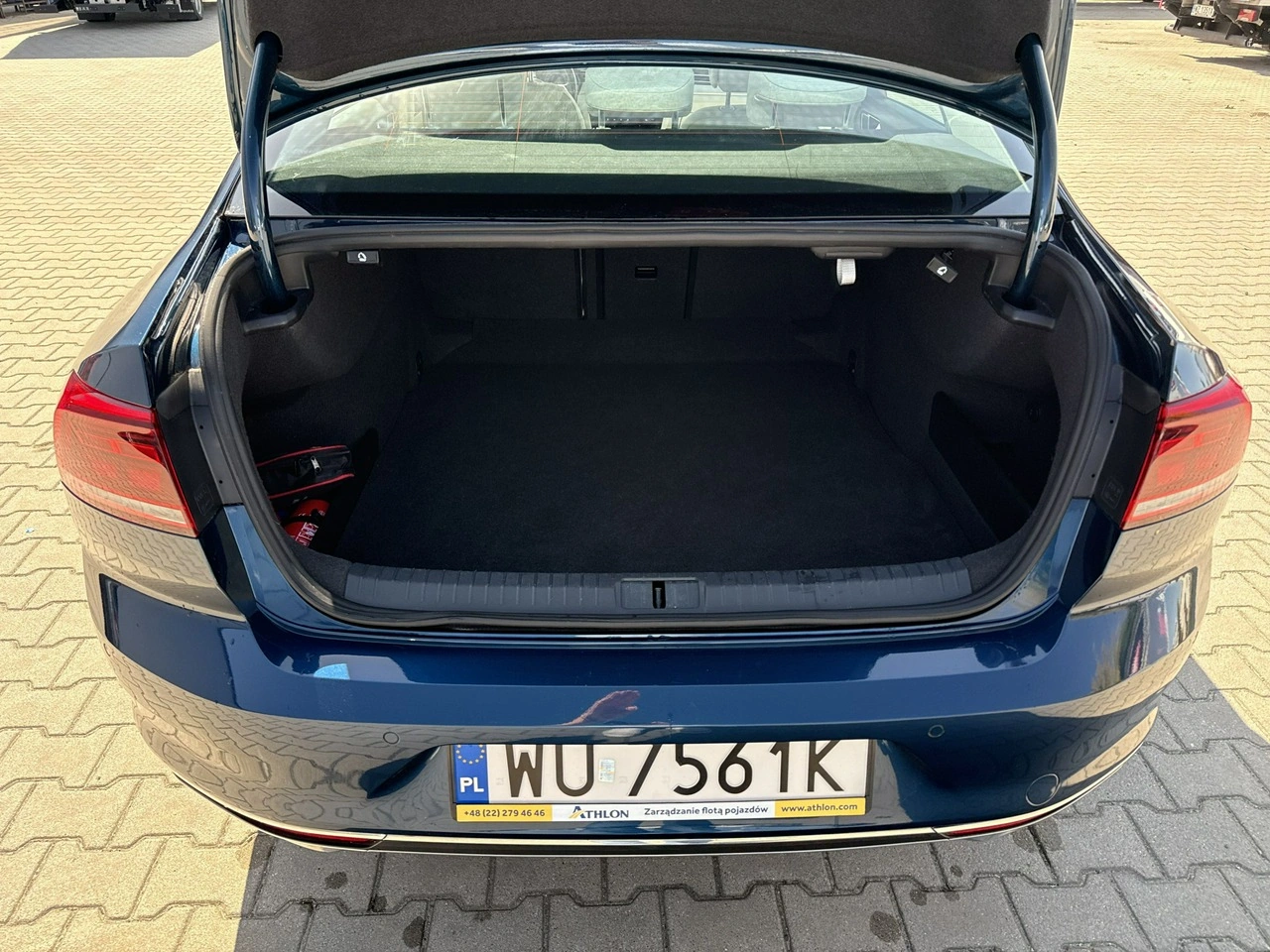 Volkswagen Passat - Zdjęcie 15