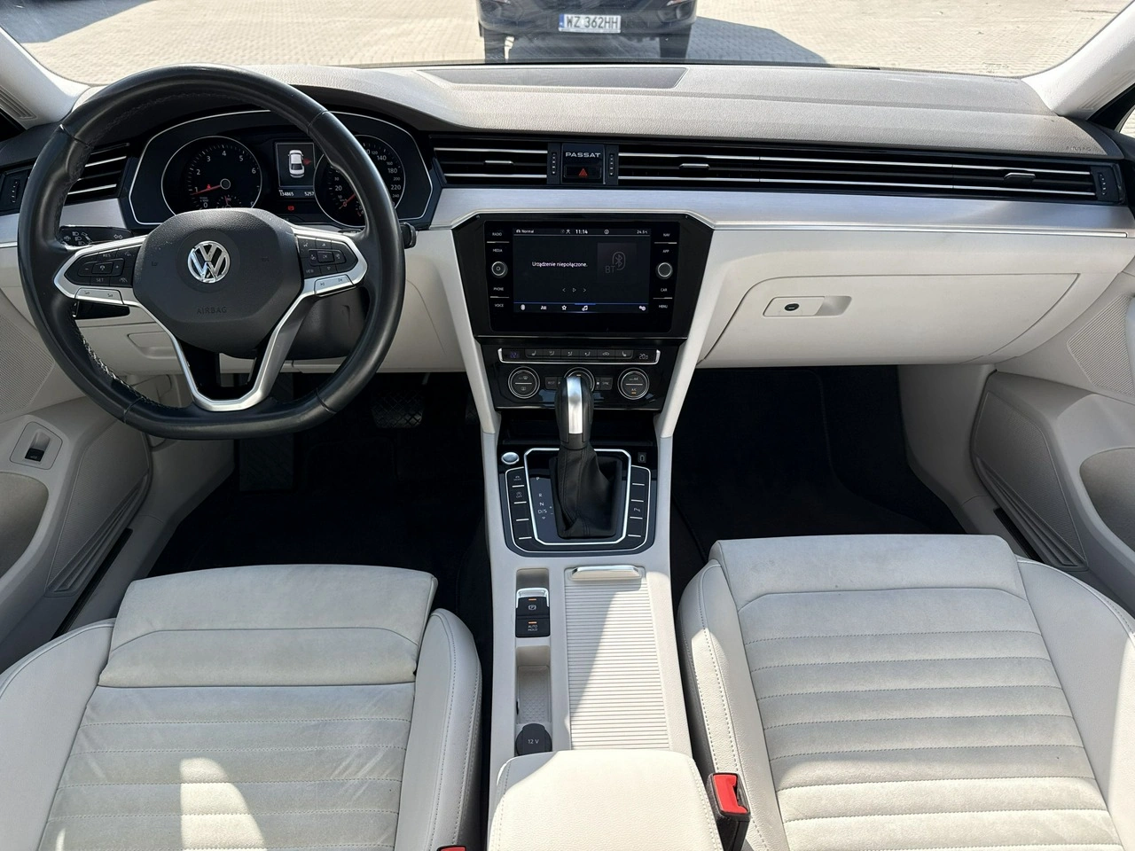 Volkswagen Passat - Zdjęcie 22