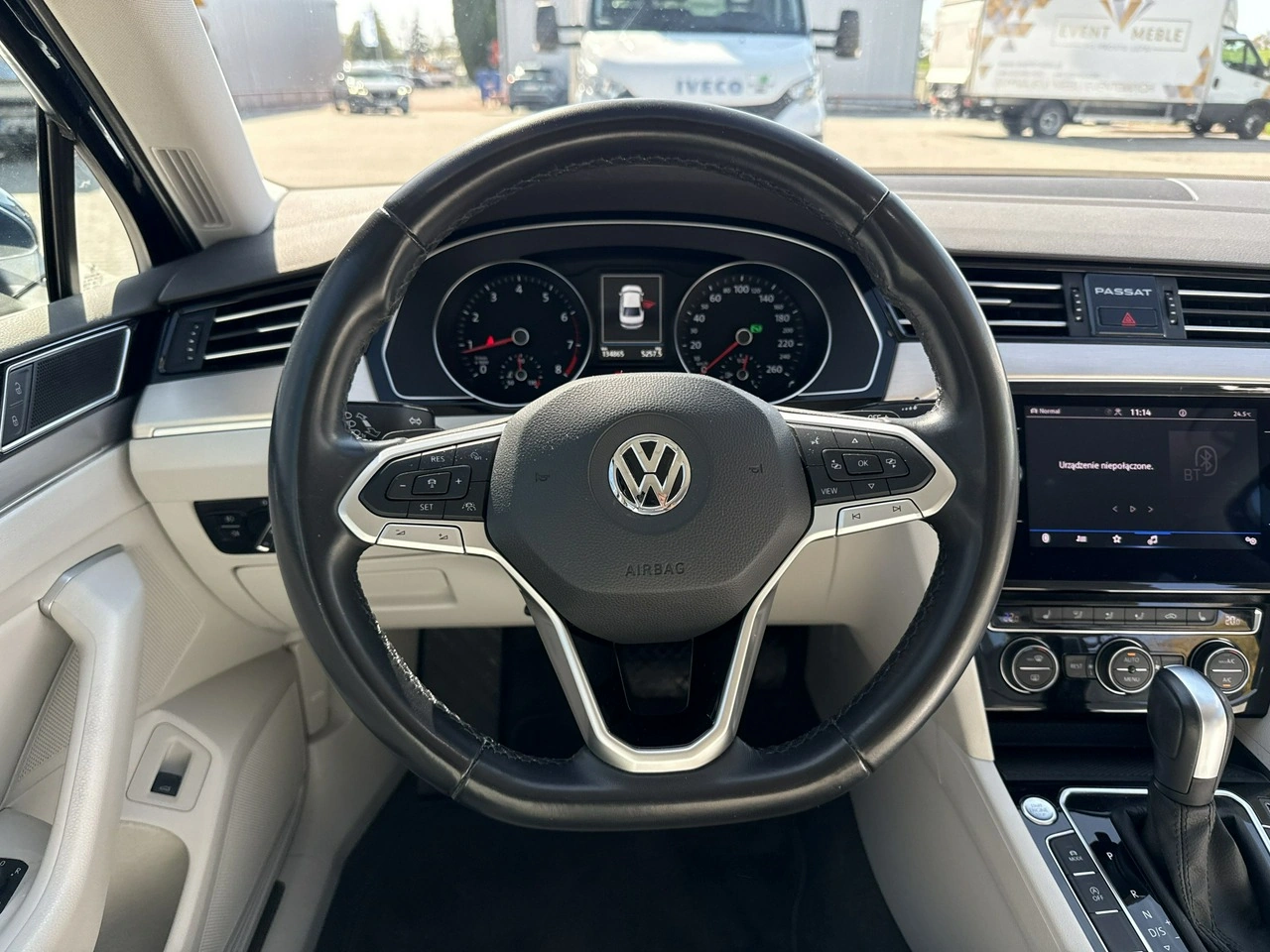 Volkswagen Passat - Zdjęcie 25