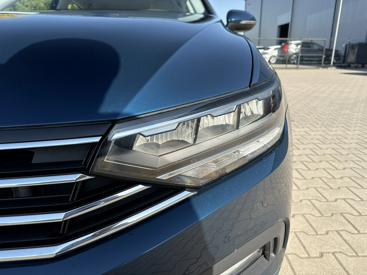 Volkswagen Passat - Zdjęcie 8
