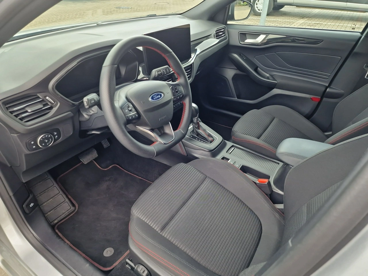 Ford Focus - Zdjęcie 17