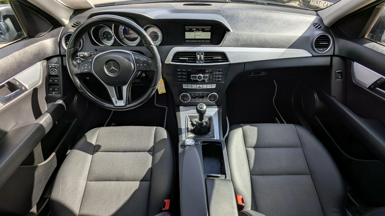 Mercedes C 200 - Zdjęcie 21