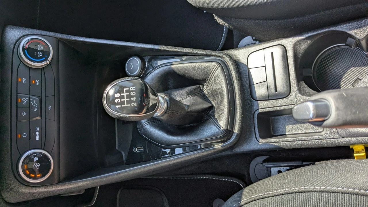 Ford Fiesta - Zdjęcie 29