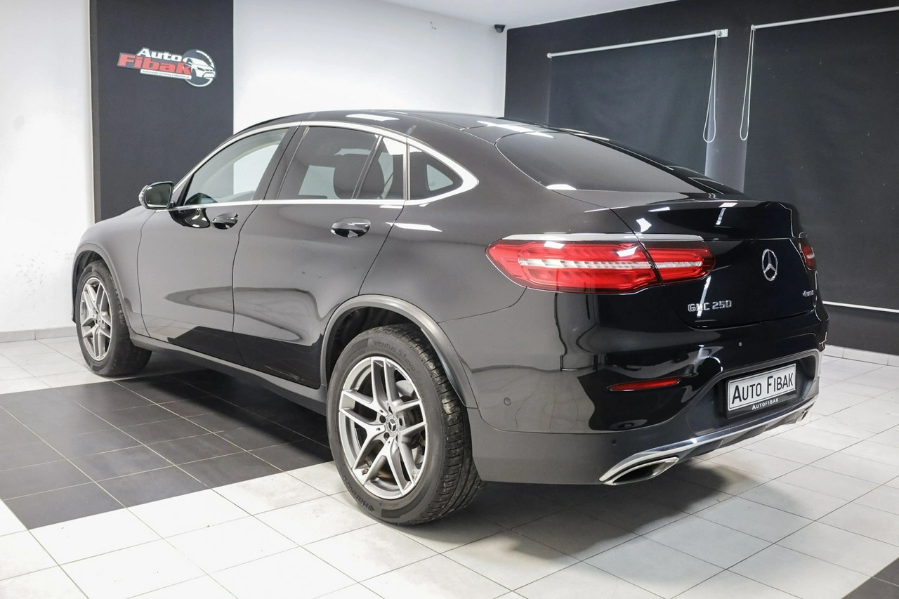 Mercedes GLC 250 - Zdjęcie 11