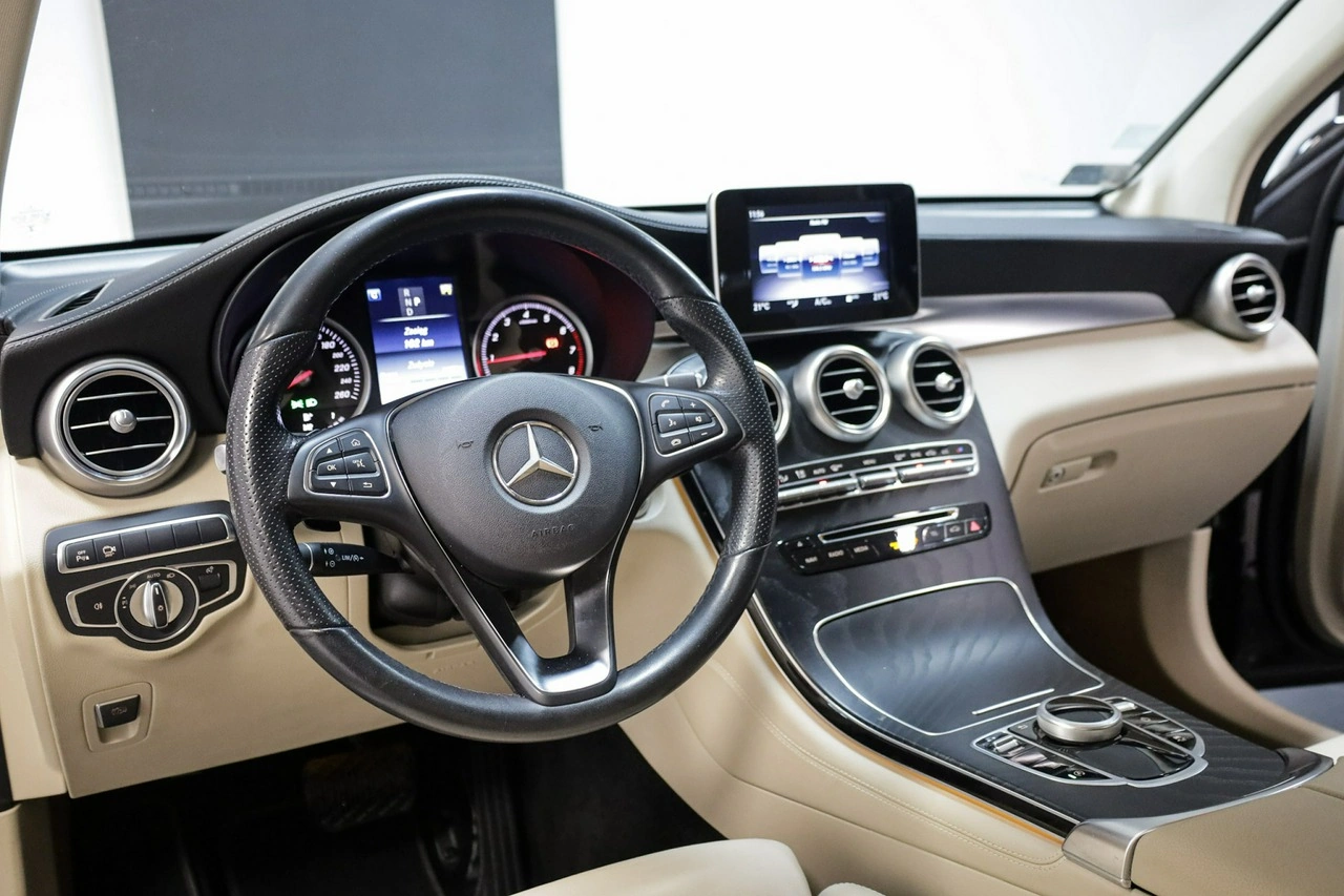 Mercedes GLC 250 - Zdjęcie 14