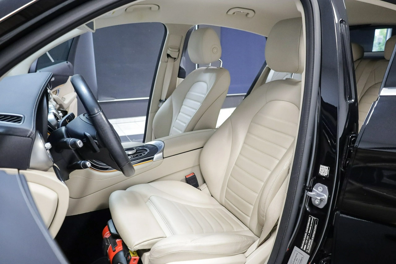 Mercedes GLC 250 - Zdjęcie 15