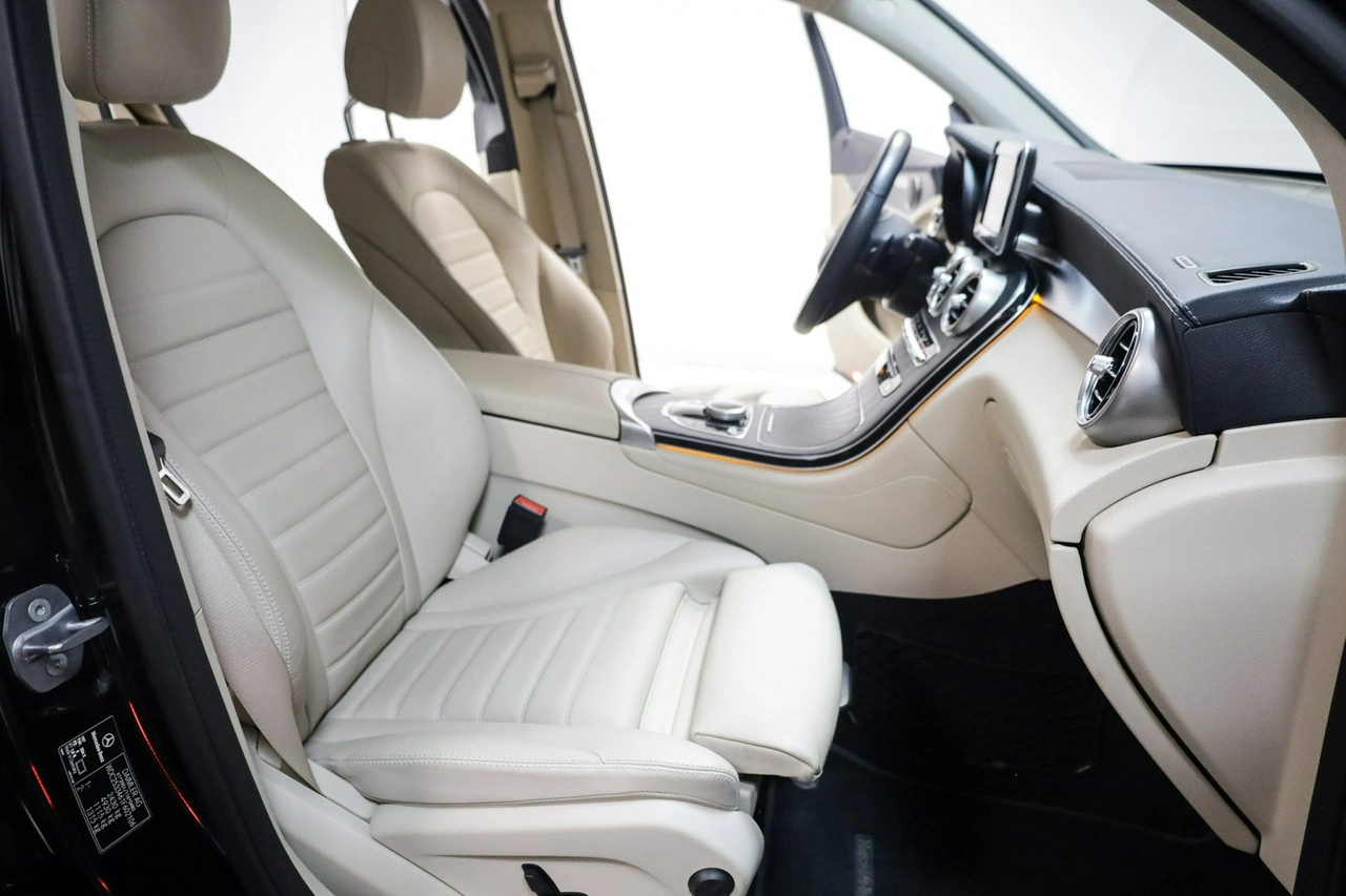 Mercedes GLC 250 - Zdjęcie 23