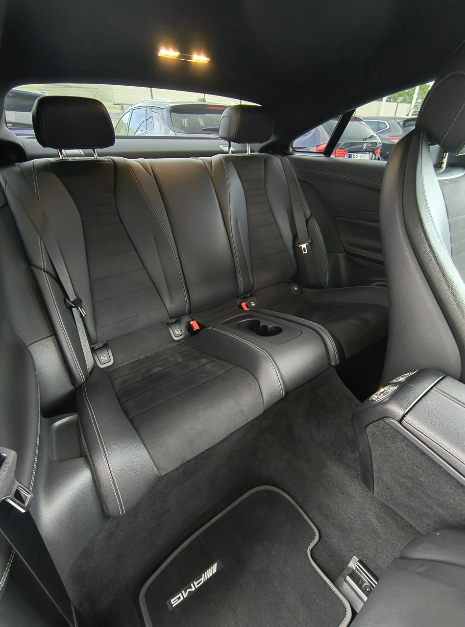 Mercedes E 220 - Zdjęcie 14