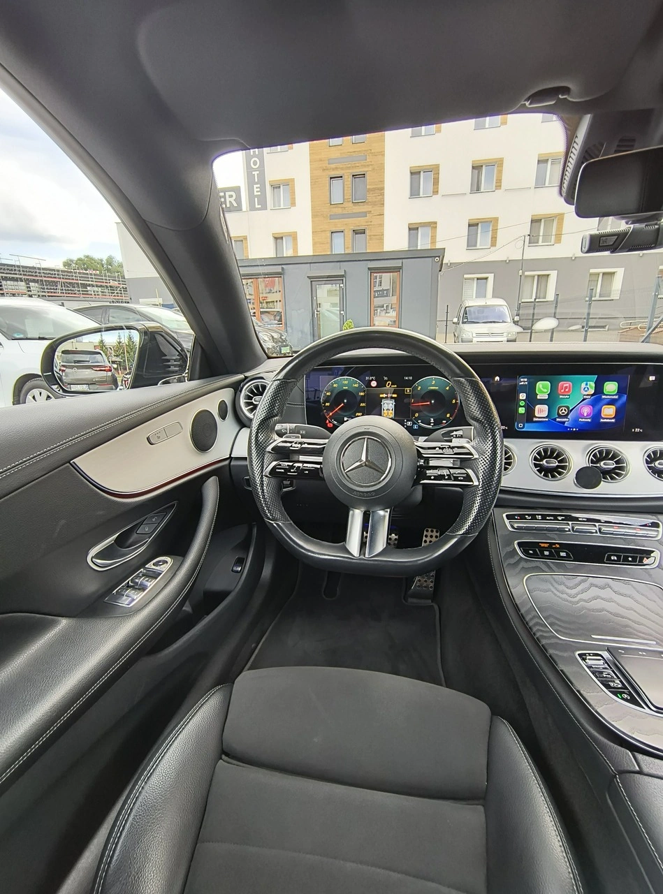 Mercedes E 220 - Zdjęcie 8