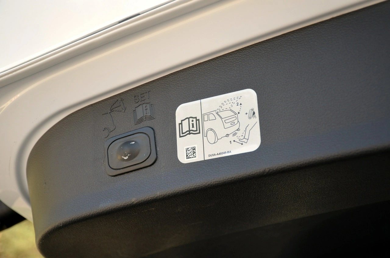 Ford Kuga - Zdjęcie 13