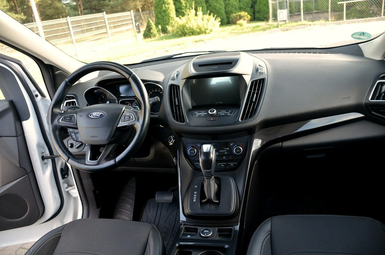 Ford Kuga - Zdjęcie 19