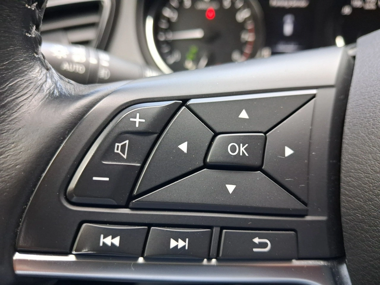 Nissan X-Trail - Zdjęcie 15
