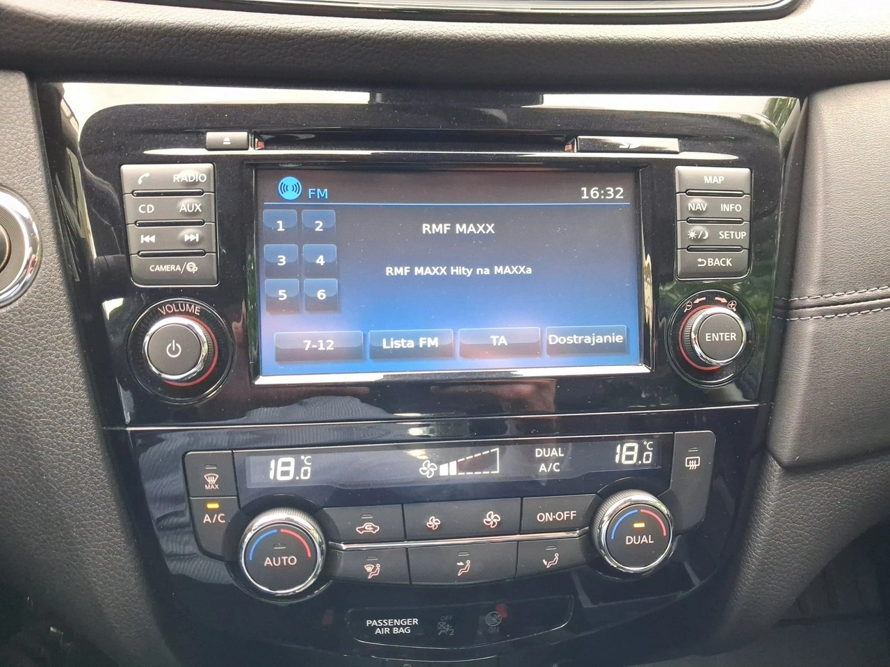 Nissan X-Trail - Zdjęcie 18