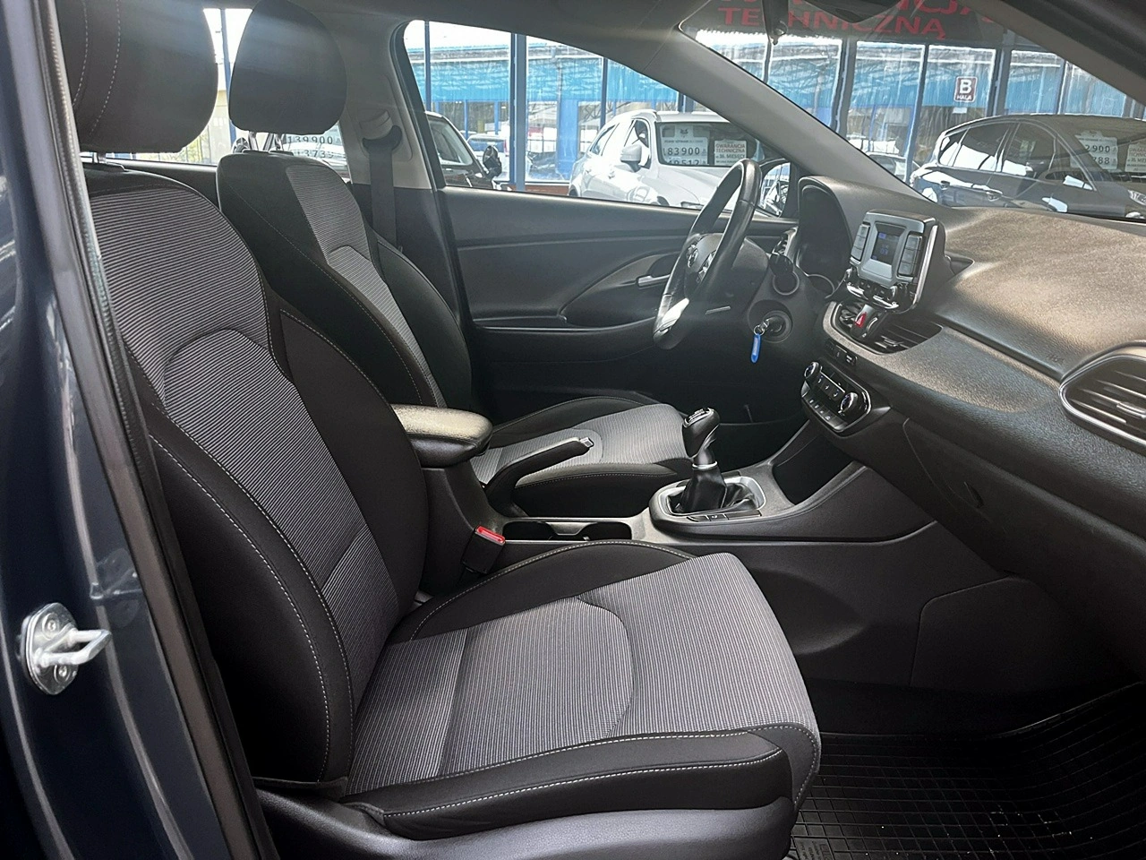 Hyundai i30 - Zdjęcie 10