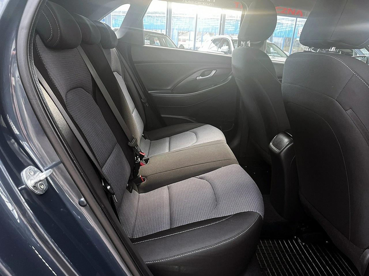 Hyundai i30 - Zdjęcie 11