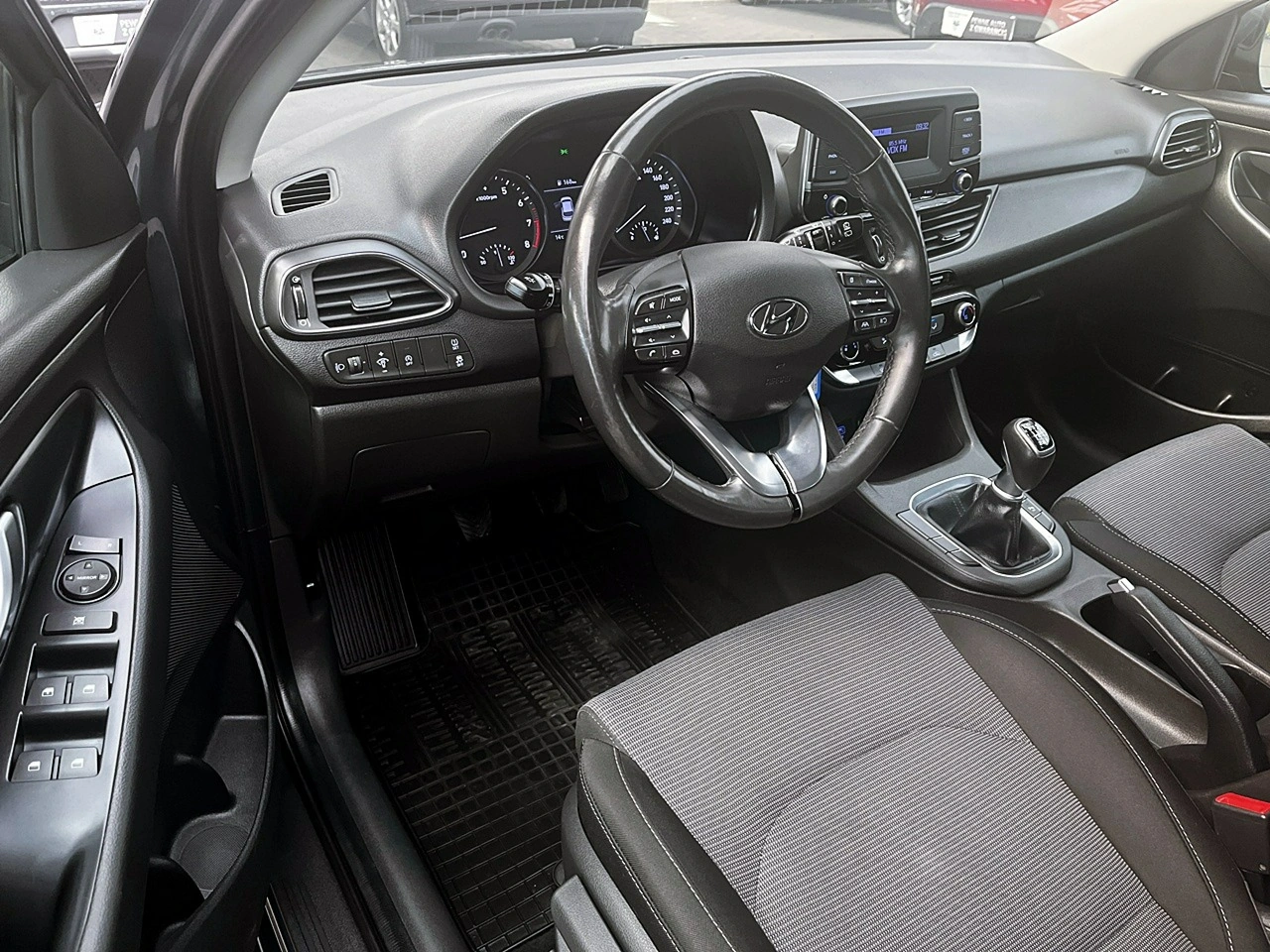 Hyundai i30 - Zdjęcie 15