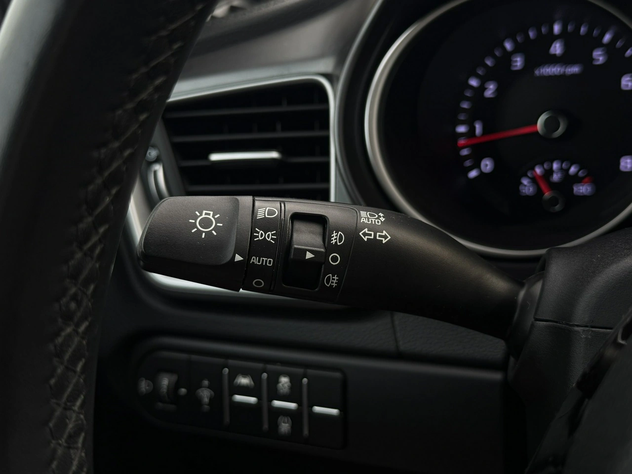 Kia Ceed - Zdjęcie 10