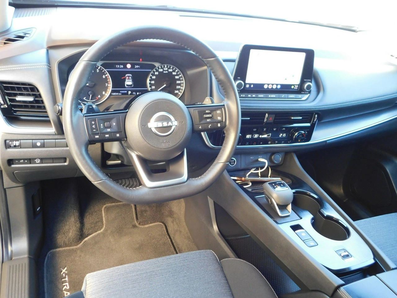 Nissan X-Trail - Zdjęcie 14