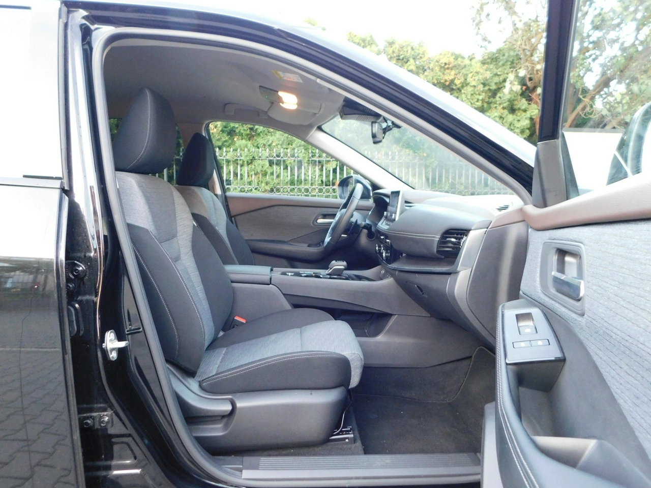 Nissan X-Trail - Zdjęcie 8