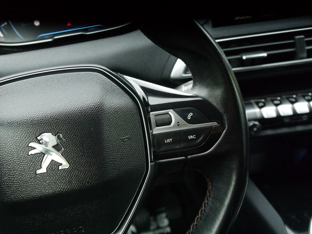 Peugeot 5008 - Zdjęcie 38