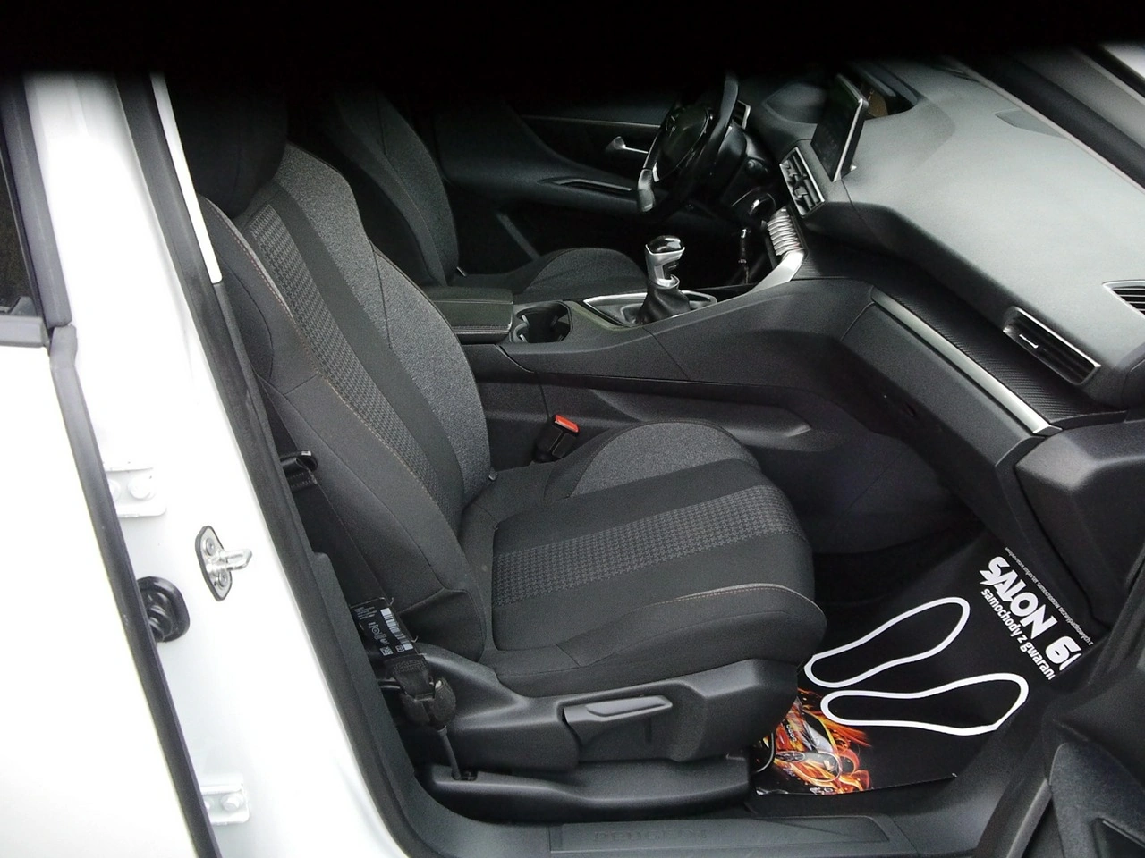 Peugeot 5008 - Zdjęcie 32