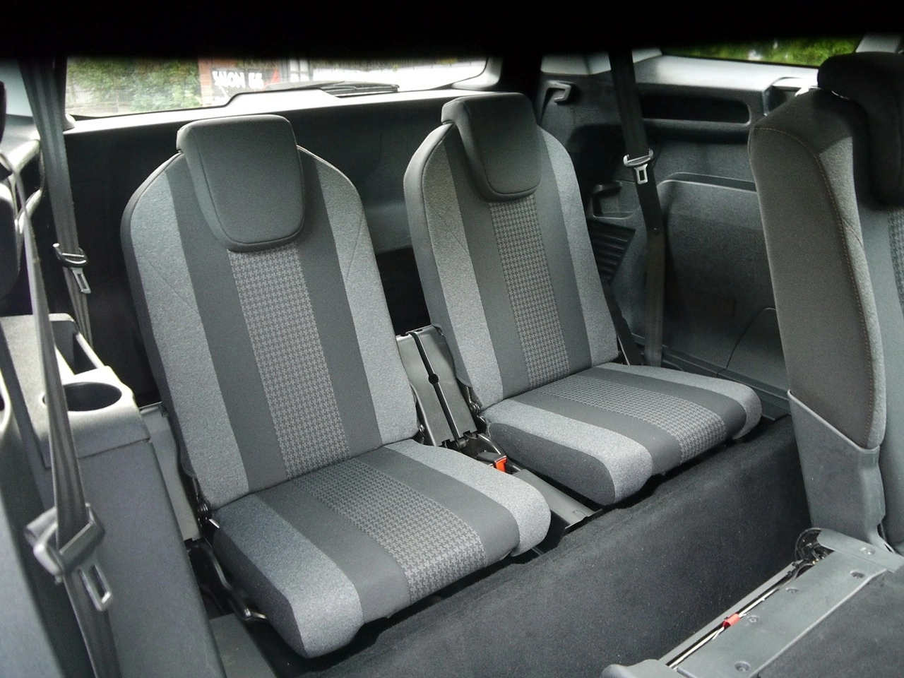 Peugeot 5008 - Zdjęcie 36