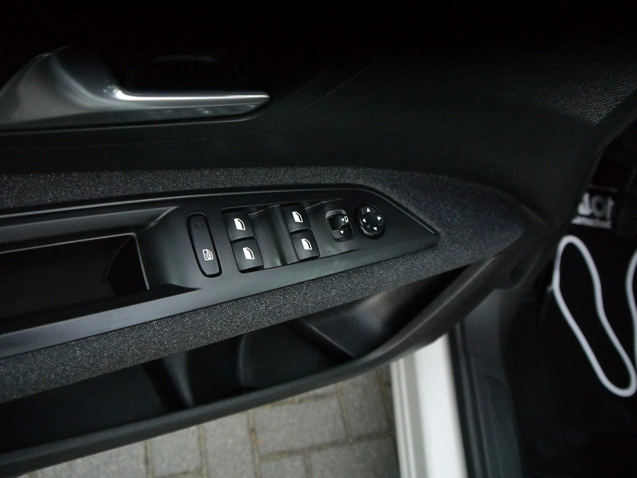 Peugeot 5008 - Zdjęcie 40