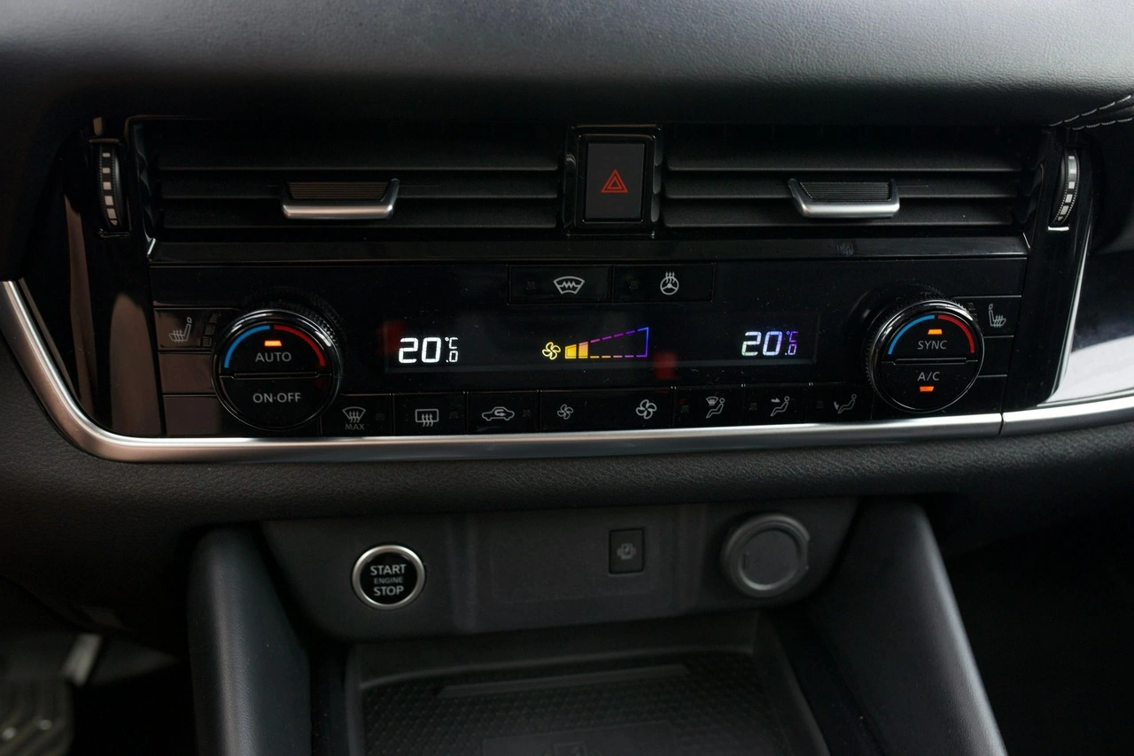 Nissan Qashqai - Zdjęcie 14