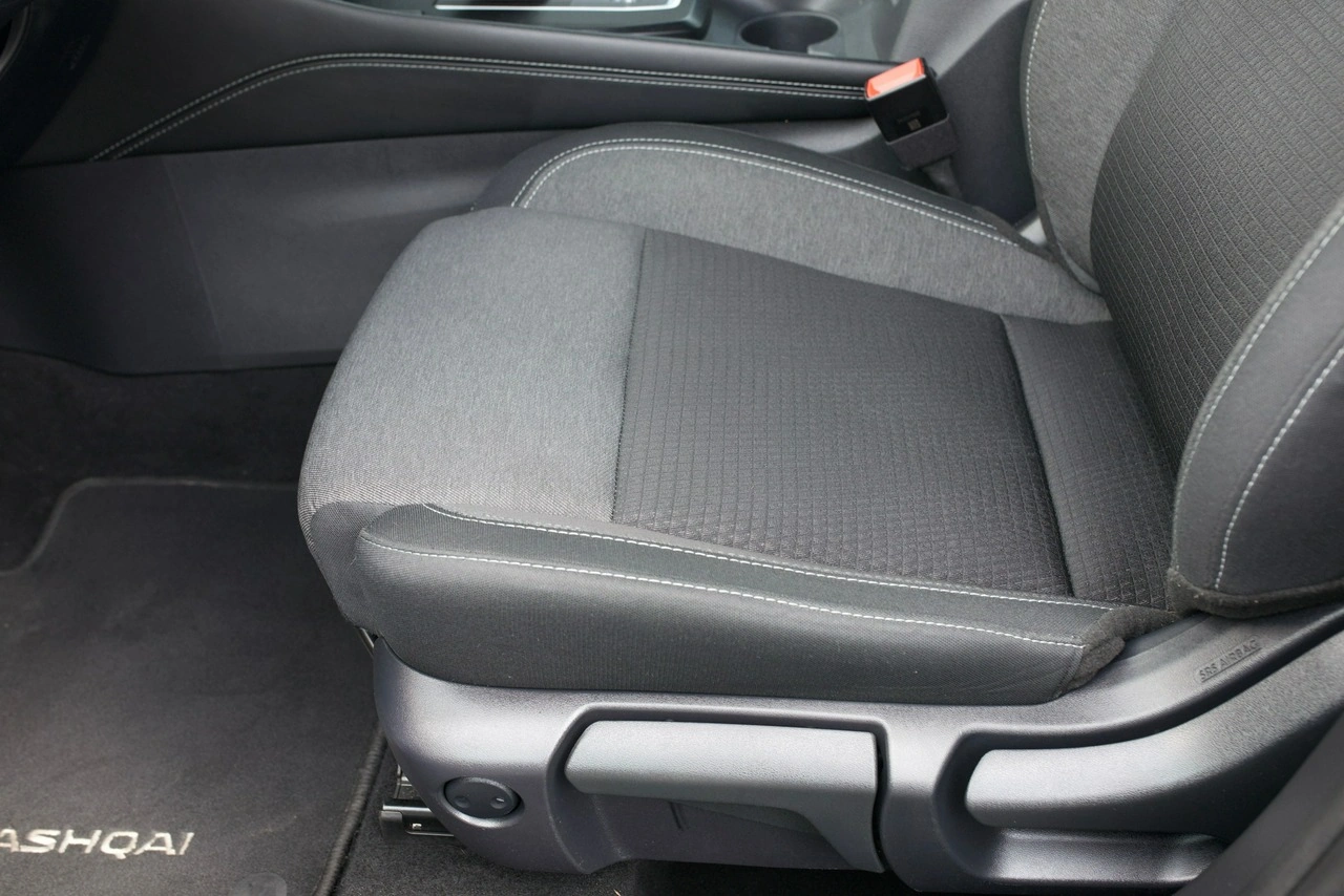 Nissan Qashqai - Zdjęcie 8