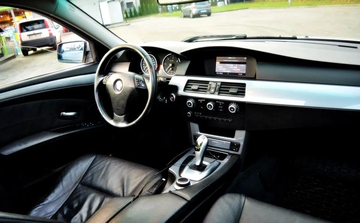 BMW Seria 5 - Zdjęcie 18