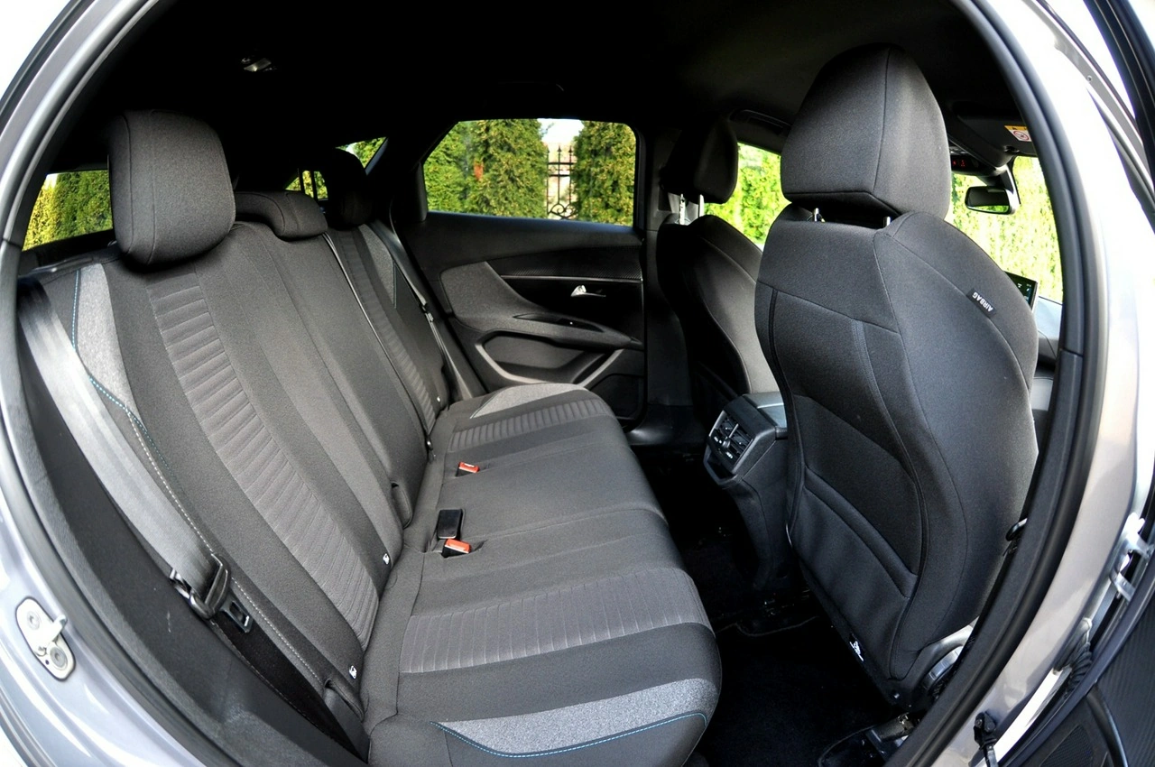 Peugeot 3008 - Zdjęcie 9
