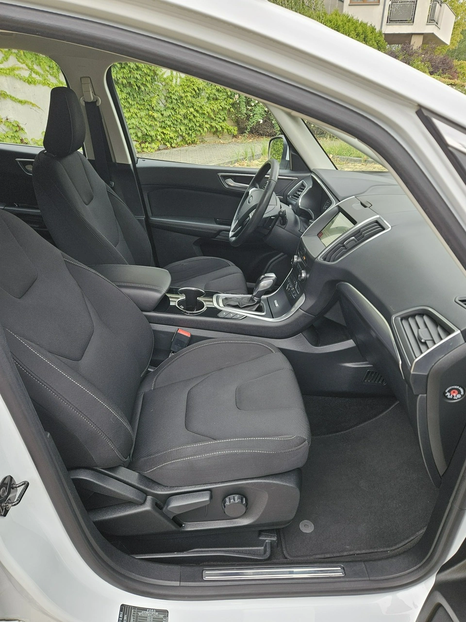 Ford S-Max - Zdjęcie 13