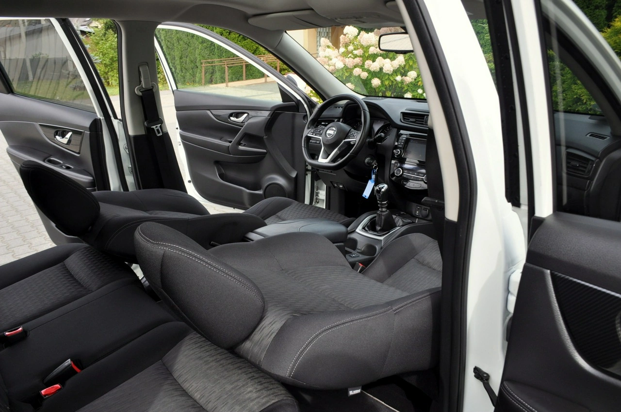 Nissan X-Trail - Zdjęcie 23