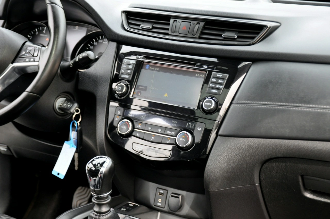 Nissan X-Trail - Zdjęcie 26