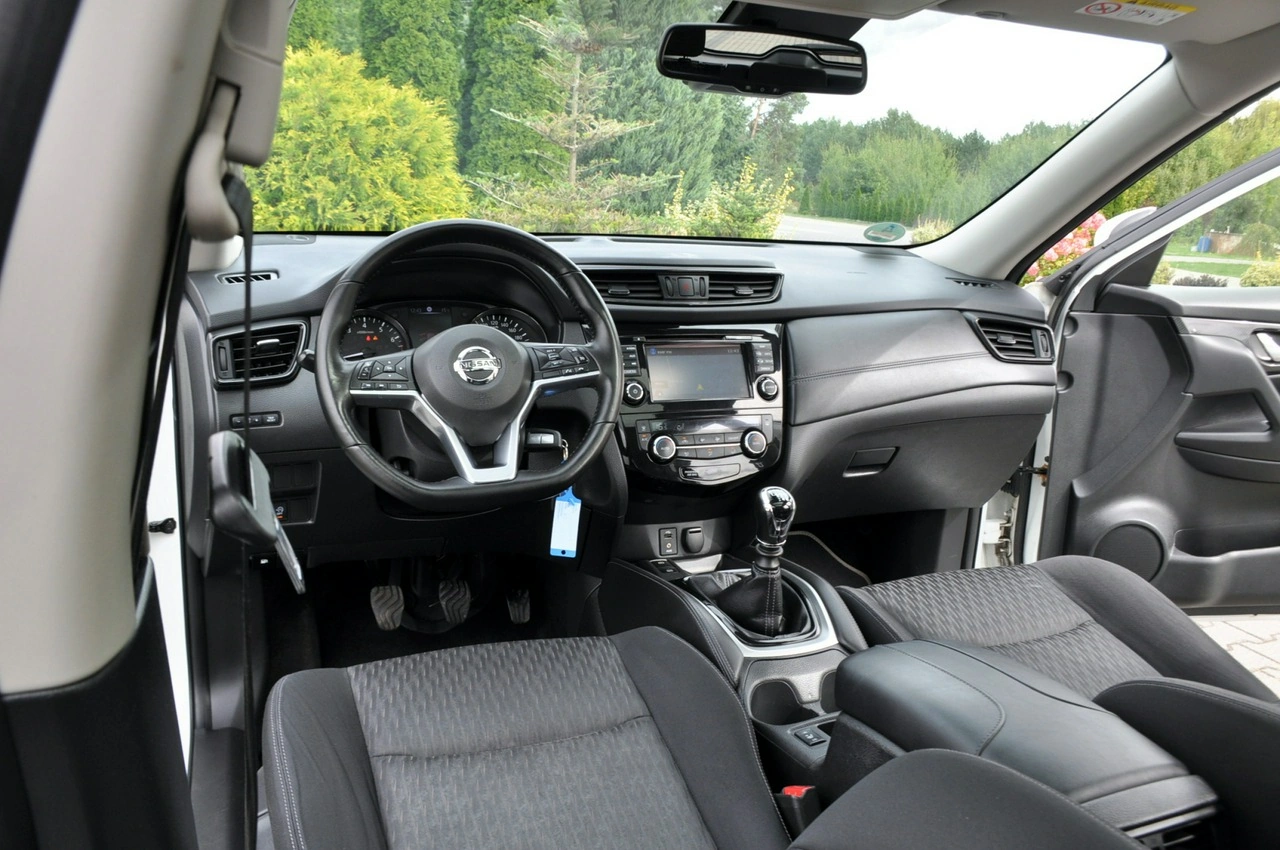 Nissan X-Trail - Zdjęcie 28