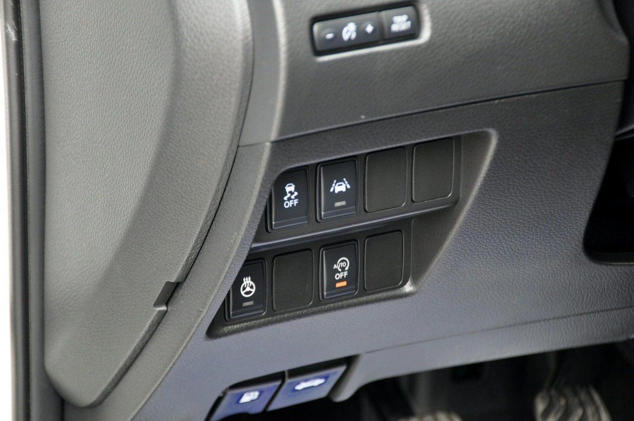 Nissan X-Trail - Zdjęcie 36